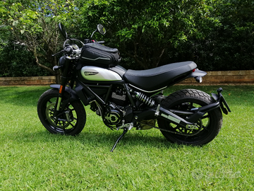 Ducati scrambler 800