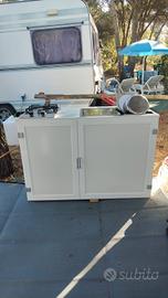 mobiletto per campeggio