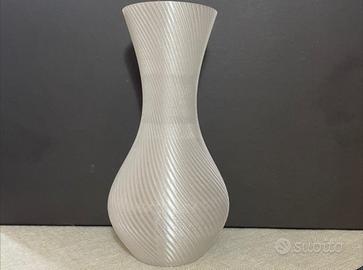 vaso per fiori traslucido