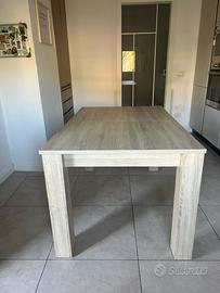 TAVOLO DA CUCINA + SEDIE
