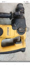 Demolitore tassellatore dewalt