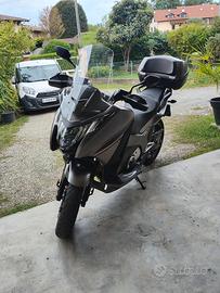honda integra 750 s