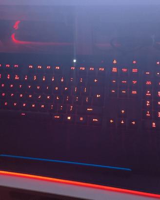 tastiera Logitech G213