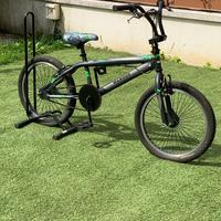 Bicicletta BMX