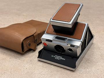 Polaroid SX-70 Land Camera Alpha 1 + Custodia