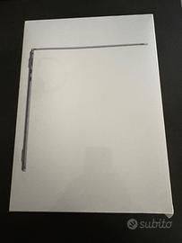 Apple Mc Book Air 13" M2  8GB 256
