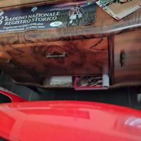 Mobile bar con giradischi