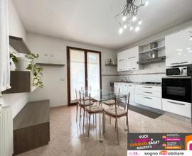 Appartamento trilocale con garage in pieno centro