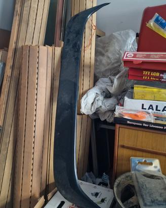 Spoiler con Terzo Stop NUOVO Lada niva