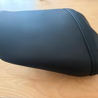 Sellino passeggero Yamaha FZ1 2006-2015 – NUOVO