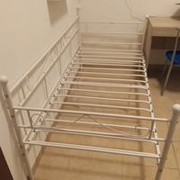 Letto  singolo in ferro