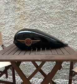 Serbatoio per harley e custom in vetroresina