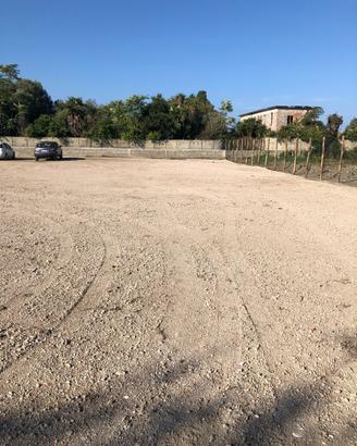 Piazzale in zona Aeroporto di Lamezia Terme