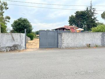 Terreno agricolo con accesso carrabile - Valverde