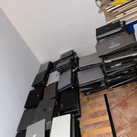 STOCK PC PORTATILI USATI / GUASTI pezzi ricambio