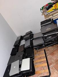 STOCK PC PORTATILI USATI / GUASTI pezzi ricambio