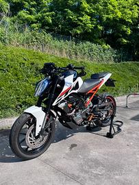 KTM duke 125 2018