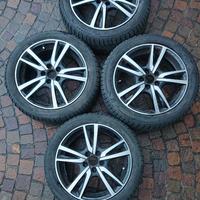 Cerchi in lega con pneumatici invernali