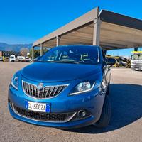 Lancia Ypsilon 1.0 FIRE FLY ECO CHIC SILVER