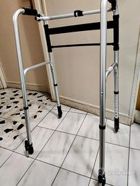 Deambulatore pieghevole