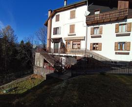 CASA DI TESTA VISTA APERTA SULLA VALLE FR. TUALIS