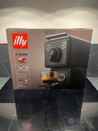 Illy x caps