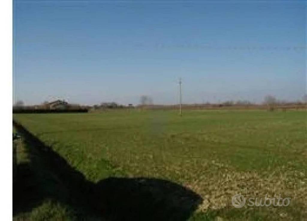 Immobile in asta di 46752 m² a Palazzolo dello Ste - Altro