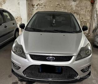 Ford focus titanium 1.8 115