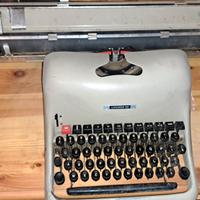Macchina da scrivere Olivetti Lexikon 80 carrello 