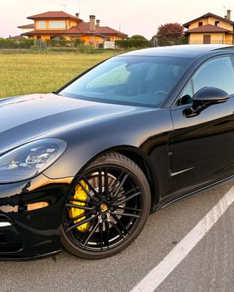 Porsche panamera E-Hybrid