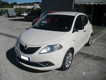 Lancia Ypsilon GPL 1.2 69 CV E6 Gold, PERFETTE CON