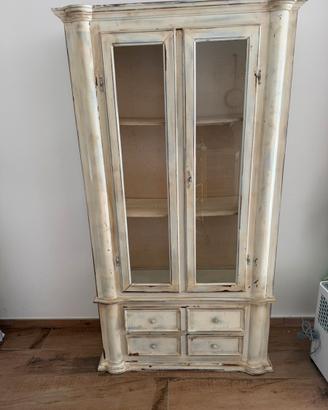 Vetrina shabby