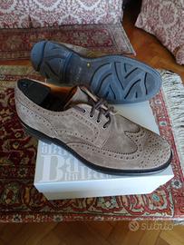 BOGGI DERBY SCAMOSCIATO CODA DI RONDINE . 42.1/2