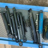 stock di cilindri idraulici