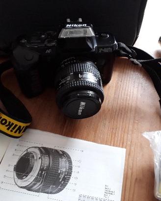 Nikon F401s
