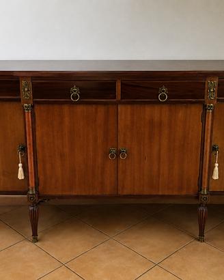 Credenza bassa in stile Luigi XVI / Impero