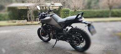 Husqvarna Svartpilen 401