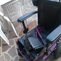 Carrozzina elettrica sedia a rotelle
