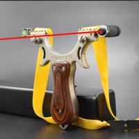 fionda con mirino laser