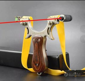 fionda con mirino laser