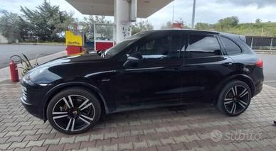 PORSCHE Cayenne 2ªs.'10-'18 - 2013