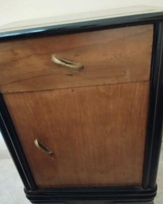 Coppia di comodini vintage