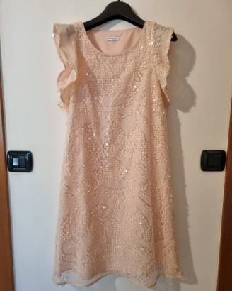 abito rosa con paillettes motivi