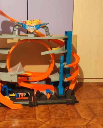 Hotwheels garage