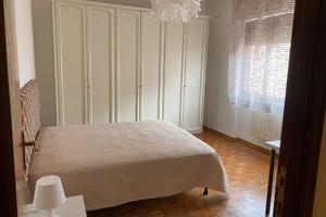 Stanza per Studentessa