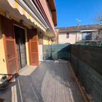 Ampio Bilocale arredato con giardino