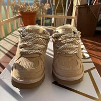 Scarpe da donna UGG Lowmel marrone chiaro- Nuove