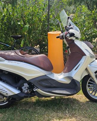 piaggio bervely