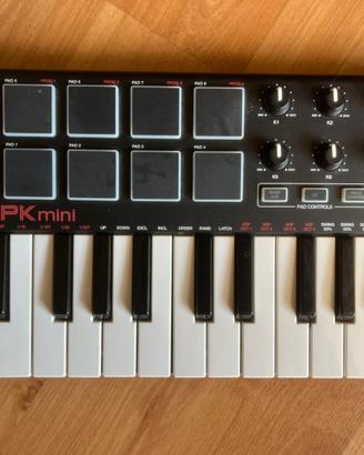 AKAI MPK Mini mk2 (leggi bene)