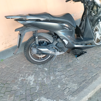 Honda SH 125 anno 2021